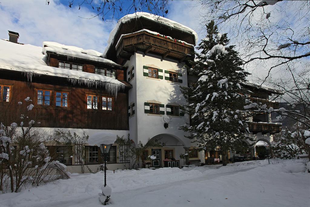 Romantikhotel Almtalhof Gruenau im Almtal Exterior photo